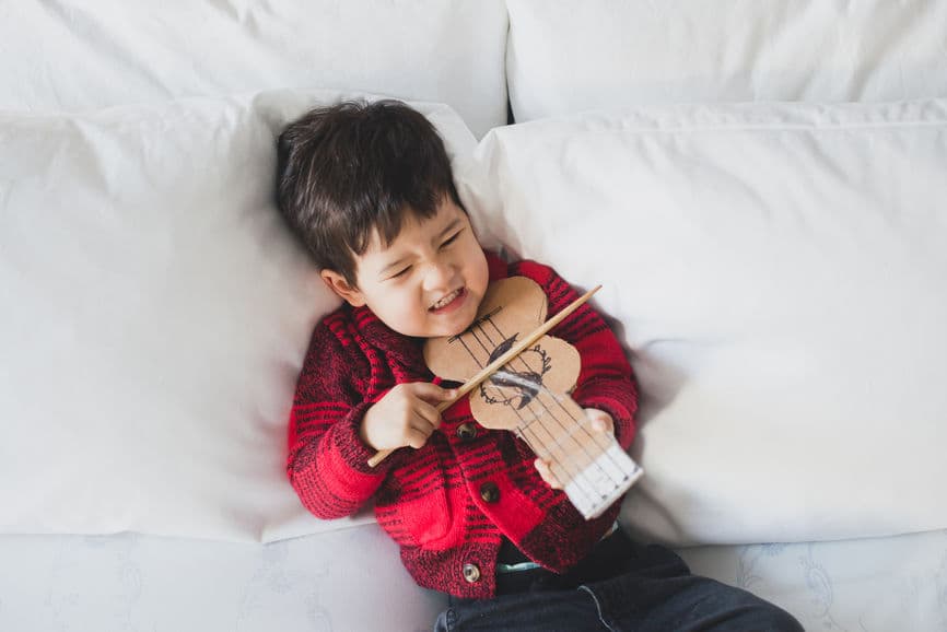 482 Boy Names That Start With V (with Meanings and Popularity)