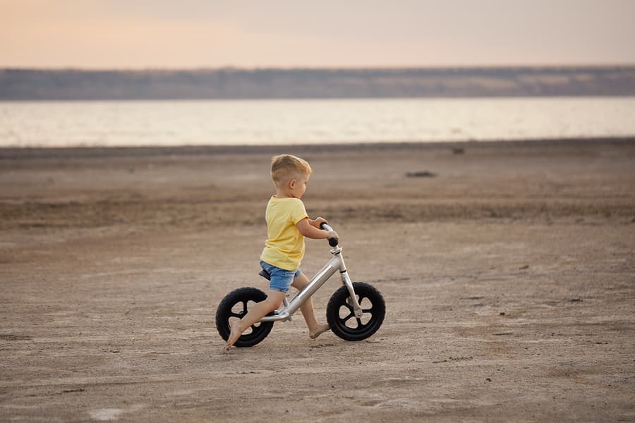 Boy Names Balance the Traditional and New