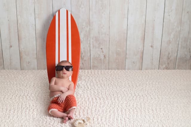 Surfer Names, Sibsets and Starbabies in the News